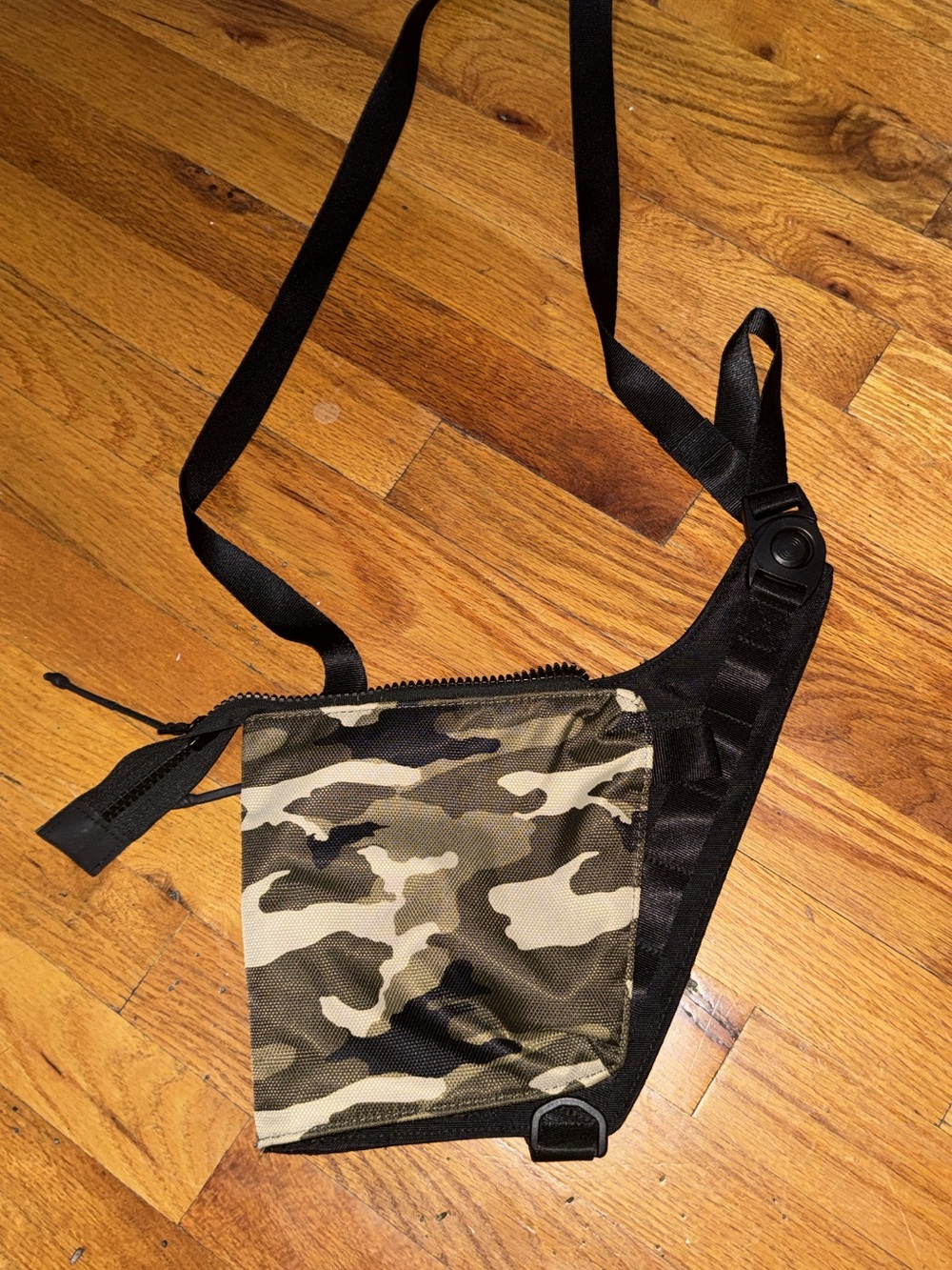Nike Olive & Black Camo Sling Belt Bag